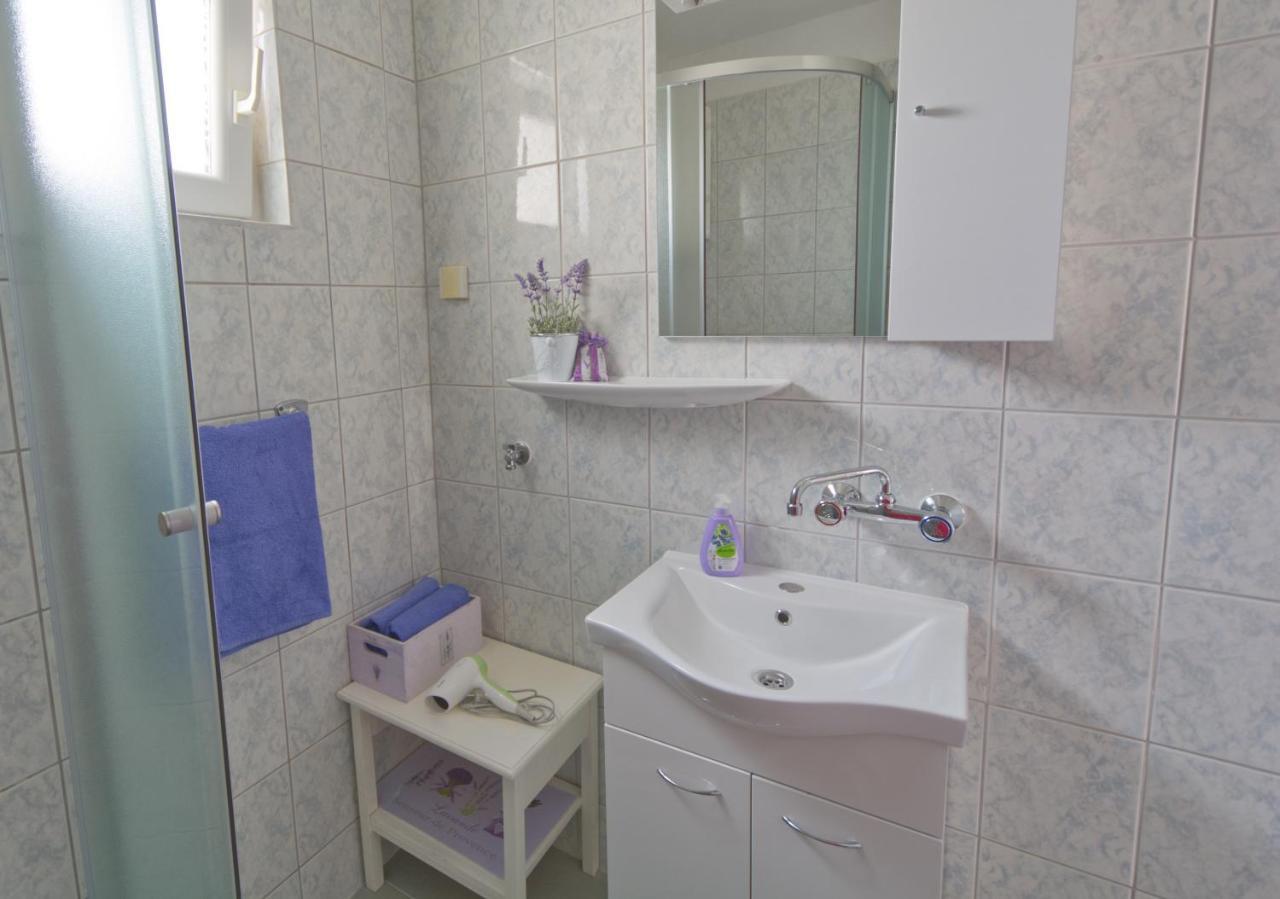 Apartments Residence Sunce Supetar Extérieur photo