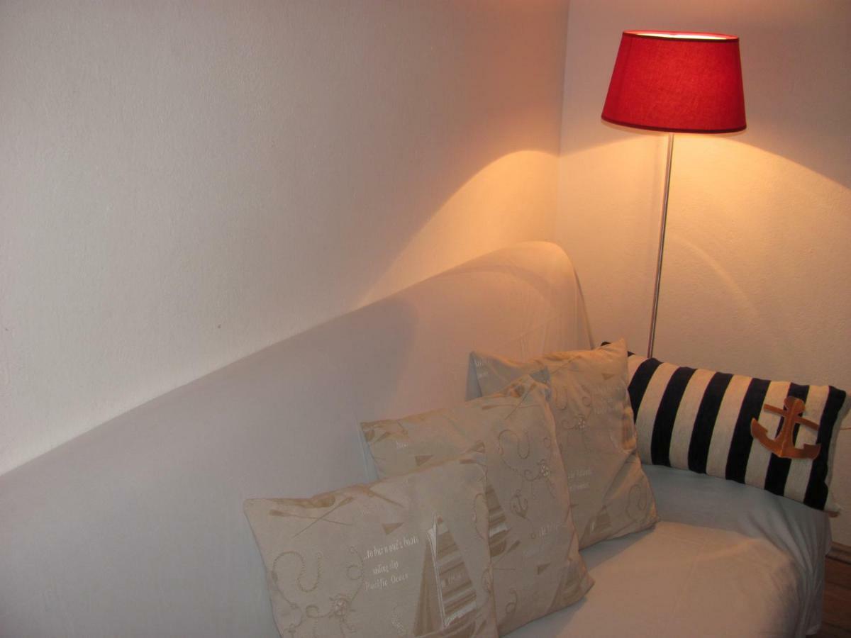 Apartments Residence Sunce Supetar Extérieur photo